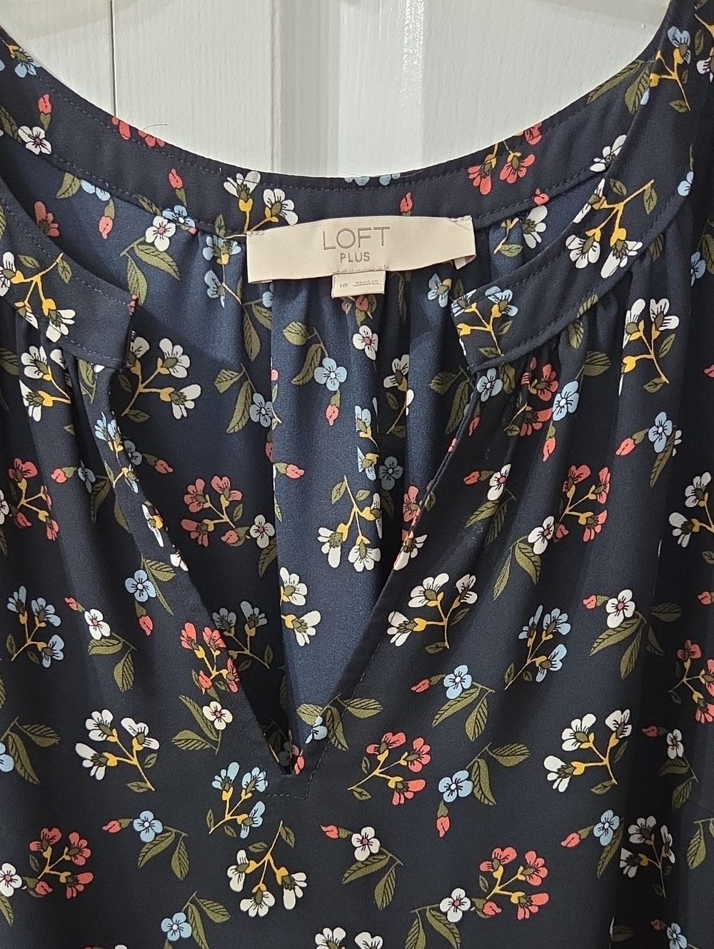 LOFT Navy Floral Sleeveless Top with Border Print, Size 16/XL
